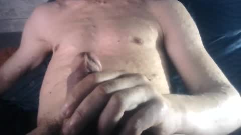 Snapshot of romain954 chatting on 03-24-26, 10:15 romain online show from 03-24-26, 10:15