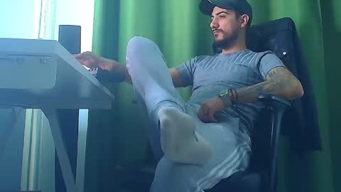 Snapshot of romaniamaster1 chatting on 01-13-26, 06:51 romaniamaster1 online show from 01-13-26, 06:51