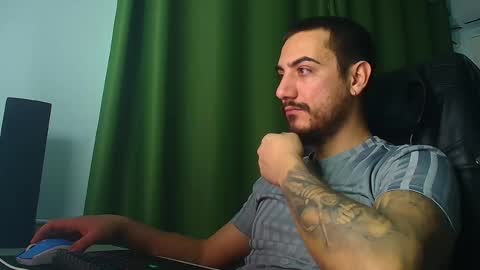 Snapshot of romaniamaster1 chatting on 01-19-26, 07:12 romaniamaster1 online show from 01-19-26, 07:12