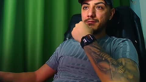 Snapshot of romaniamaster1 chatting on 02-11-26, 07:13 romaniamaster1 online show from 02-11-26, 07:13