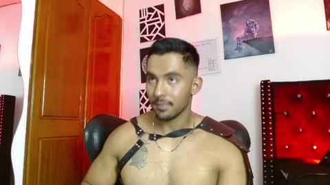 Roman online show from 04-13-26, 05:51