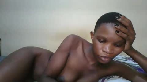 Snapshot of romantic2u4 chatting on 02-08-26, 11:57 Emma online show from 02-08-26, 11:57