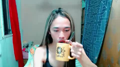 Snapshot of romanticslutxxx chatting on 04-19-26, 02:16 empress online show from 04-19-26, 02:16