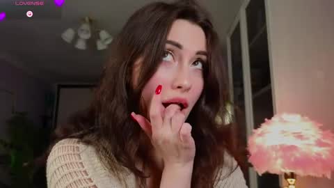 romanticsonya online show from 04-22-26, 11:17