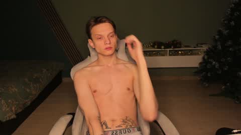 Snapshot of romeo_mercy chatting on 01-09-25, 09:05 Romeo online show from 01-09-25, 09:05