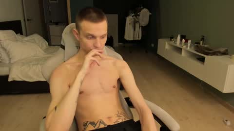 Snapshot of romeo_mercy chatting on 02-27-25, 10:09 Romeo online show from 02-27-25, 10:09