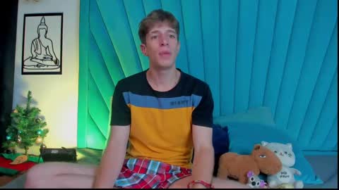 Snapshot of romeo_ricci1 chatting on 12-12-24, 01:49 Romeo Ricci online show from 12-12-24, 01:49