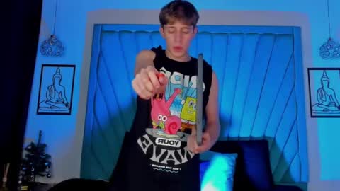 Snapshot of romeo_ricci1 chatting on 12-15-24, 12:06 Romeo Ricci online show from 12-15-24, 12:06