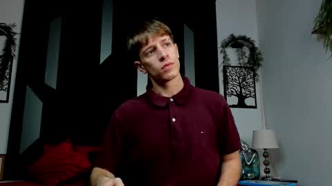 Snapshot of romeo_ricci1 chatting on 11-25-25, 10:37 Romeo Ricci online show from 11-25-25, 10:37