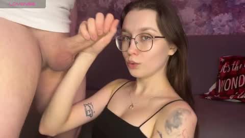 Snapshot of romeokatereborn chatting on 12-28-24, 01:17 Romeo and Kate online show from 12-28-24, 01:17