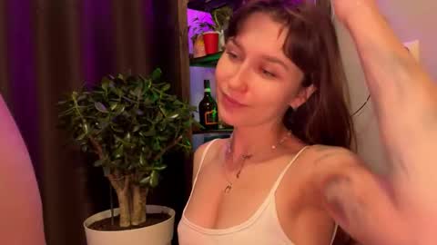 Snapshot of romeokatereborn chatting on 10-25-25, 12:34 Romeo and Kate online show from 10-25-25, 12:34