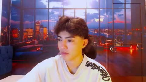 Romeo online show from 10-05-25, 07:23