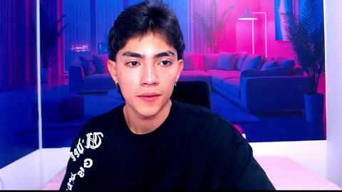 Romeo online show from 10-15-25, 08:09