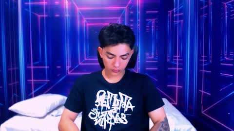 Romeo online show from 10-28-25, 07:16