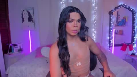 Romi Rouse online show from 01-06-26, 02:59