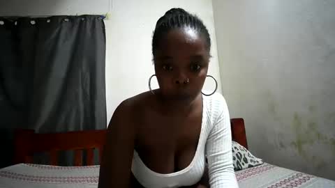 Romy Cobel online show from 01-19-25, 01:22