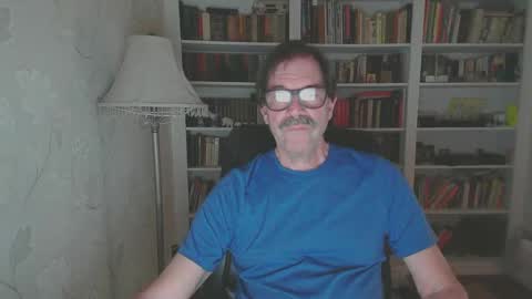 RodgerDodger online show from 01-10-25, 04:33