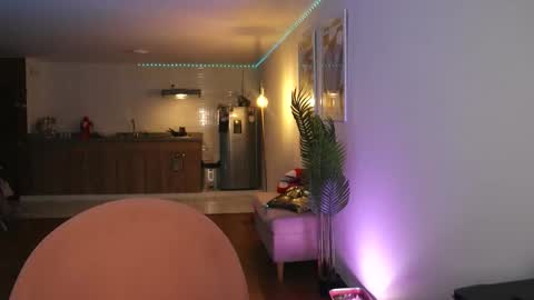 Snapshot of ronieeplay chatting on 03-13-26, 02:29 Roni online show from 03-13-26, 02:29