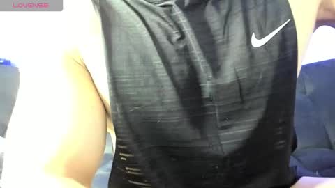 Snapshot of ronnie_fallout chatting on 12-17-25, 07:31 Ronnie online show from 12-17-25, 07:31