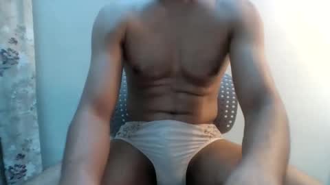 Snapshot of ronyj87 chatting on 10-26-25, 07:36 Rony online show from 10-26-25, 07:36