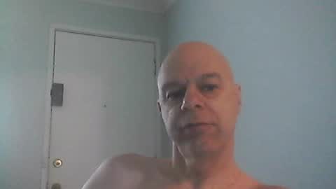 Snapshot of rooboy55 chatting on 07-12-26, 02:57 rooboy55 online show from 07-12-26, 02:57