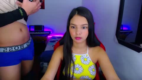  MIA AND PAUL online show from 11-10-25, 04:28