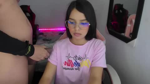  MIA AND PAUL online show from 12-22-25, 05:10