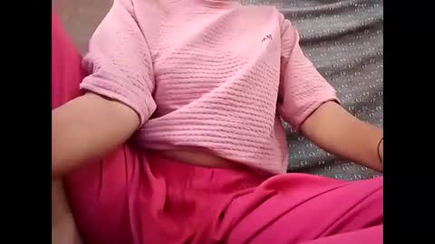 roop_sexy642 online show from 04-05-26, 01:03