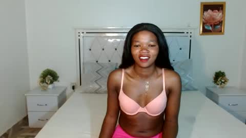 Snapshot of rorennah chatting on 06-27-26, 05:29 Rorenah online show from 06-27-26, 05:29