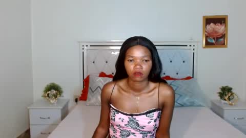 Snapshot of rorennah chatting on 07-03-26, 06:47 Rorenah online show from 07-03-26, 06:47