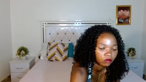 Snapshot of rorennah chatting on 07-14-26, 06:24 Rorenah online show from 07-14-26, 06:24