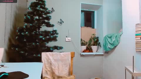 rosa843850 online show from 12-17-24, 03:49