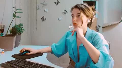 rosa843850 online show from 02-13-25, 06:38