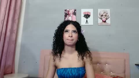 rosa_woolf online show from 09-23-25, 12:08
