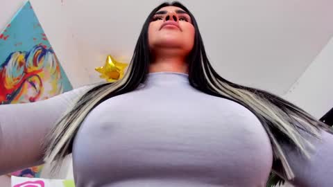 ROSALIA insta rosalia 10hoot online show from 01-07-25, 09:57