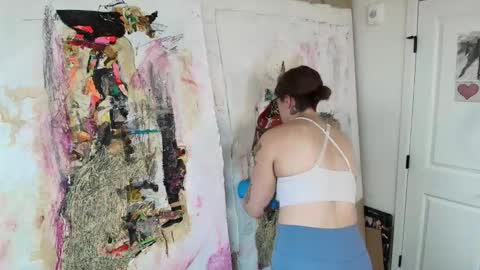 Rosalie Caine online show from 10-27-25, 08:24