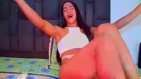 Snapshot of rosalindasexy chatting on 09-26-25, 03:54 Rosalinda online show from 09-26-25, 03:54