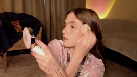 Kylie online show from 04-17-26, 05:16