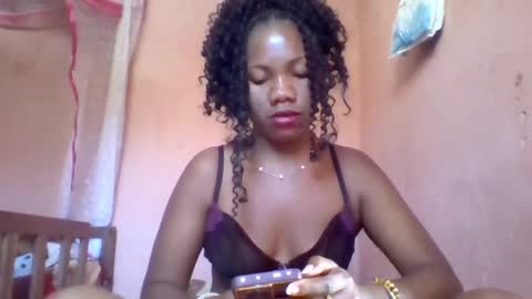 Snapshot of rose9794 chatting on 08-07-26, 11:56 Rose9794 online show from 08-07-26, 11:56
