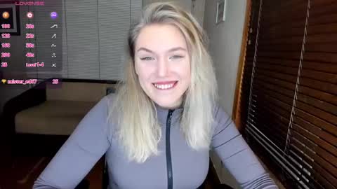 Snapshot of rose_brooks chatting on 12-04-24, 08:07 Rose but u can call me princess online show from 12-04-24, 08:07