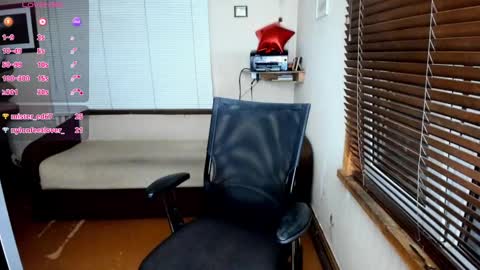 Snapshot of rose_brooks chatting on 01-09-25, 07:40 Rose but u can call me princess online show from 01-09-25, 07:40