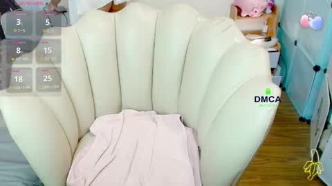 Snapshot of rose_rosemary chatting on 05-02-26, 01:21 Rose online show from 05-02-26, 01:21