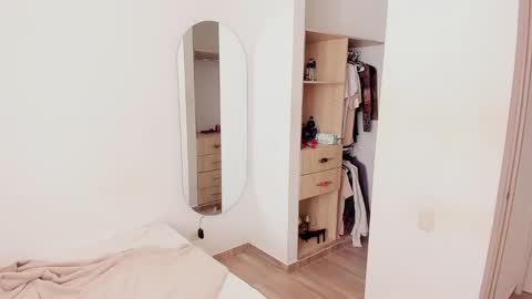 Jhoan Alexis online show from 11-16-25, 07:30