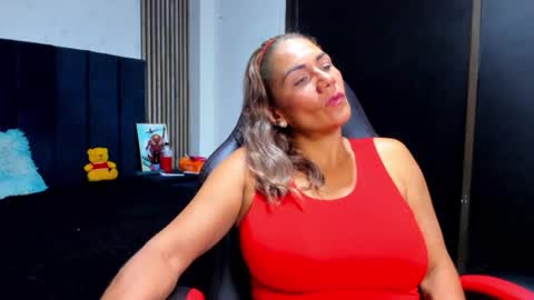 Snapshot of rose_sweet3 chatting on 10-16-25, 06:42 rosesweet online show from 10-16-25, 06:42