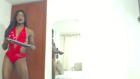 Snapshot of rose_valentiine chatting on 06-30-26, 02:40 rose_valentiine online show from 06-30-26, 02:40