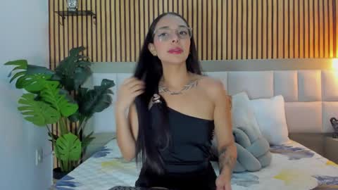 roseaurora online show from 02-17-26, 12:34