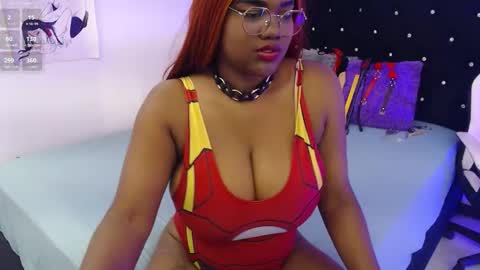 Your girl Rose  6k of followers online show from 10-31-25, 09:38