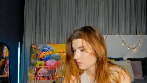 Snapshot of roseblanche2k chatting on 02-07-25, 02:19 Florin online show from 02-07-25, 02:19