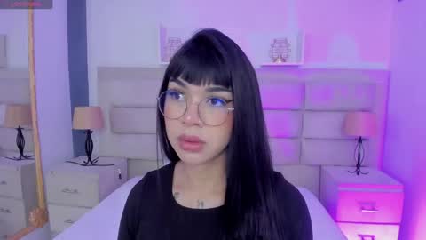 Rose online show from 02-13-25, 01:05