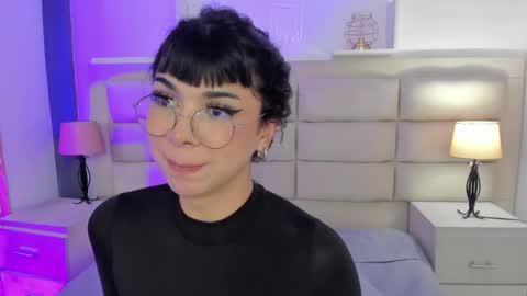 Rose online show from 02-15-25, 07:06